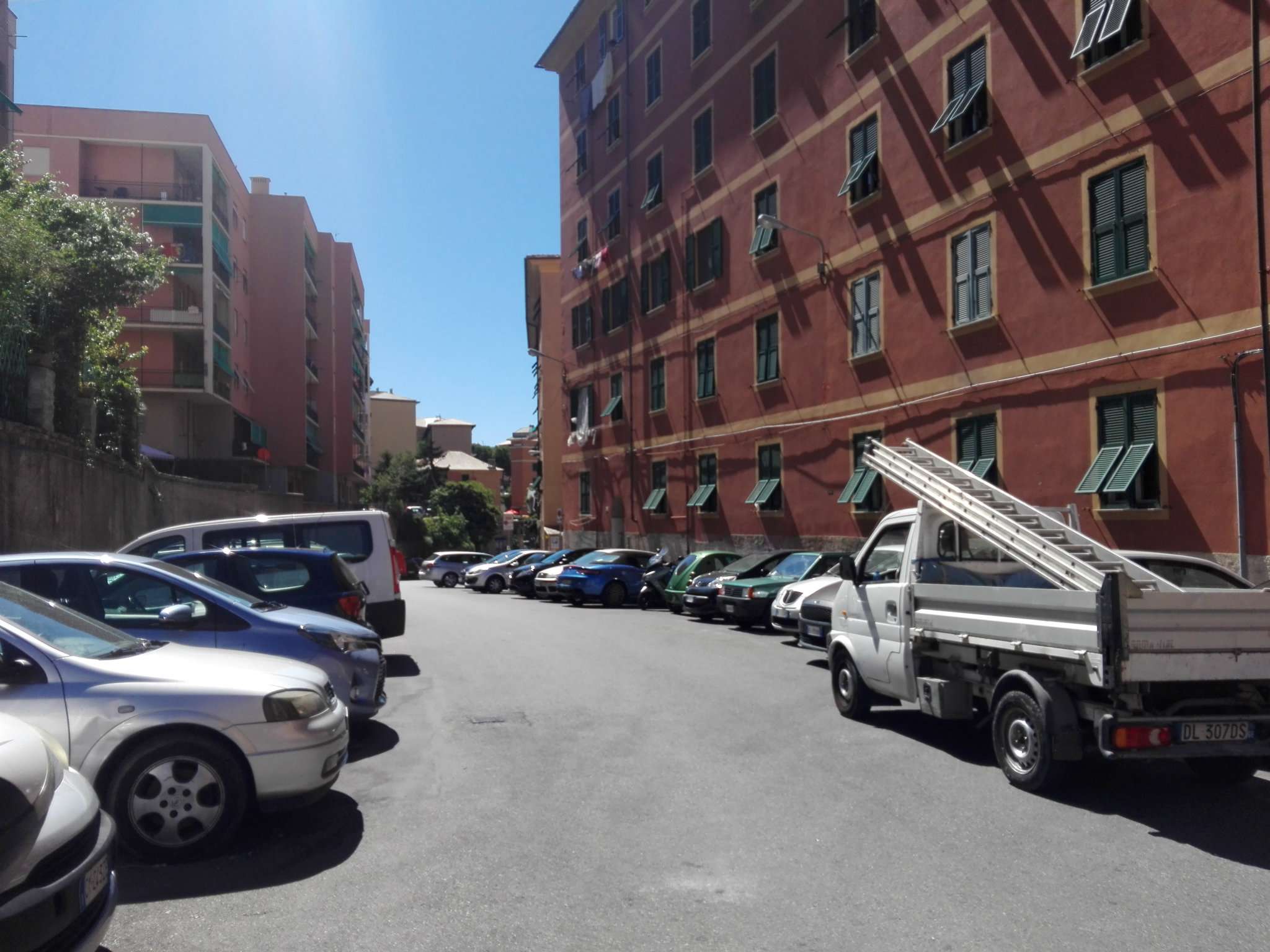 Negozio - Loc.Com. GENOVA affitto  STURLA PONTETTI IMMOBILI & GESTIONI S.R.L.