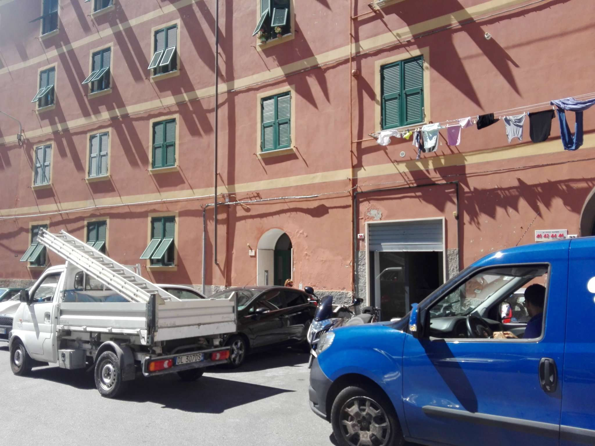 Negozio - Loc.Com. GENOVA affitto  STURLA PONTETTI IMMOBILI & GESTIONI S.R.L.