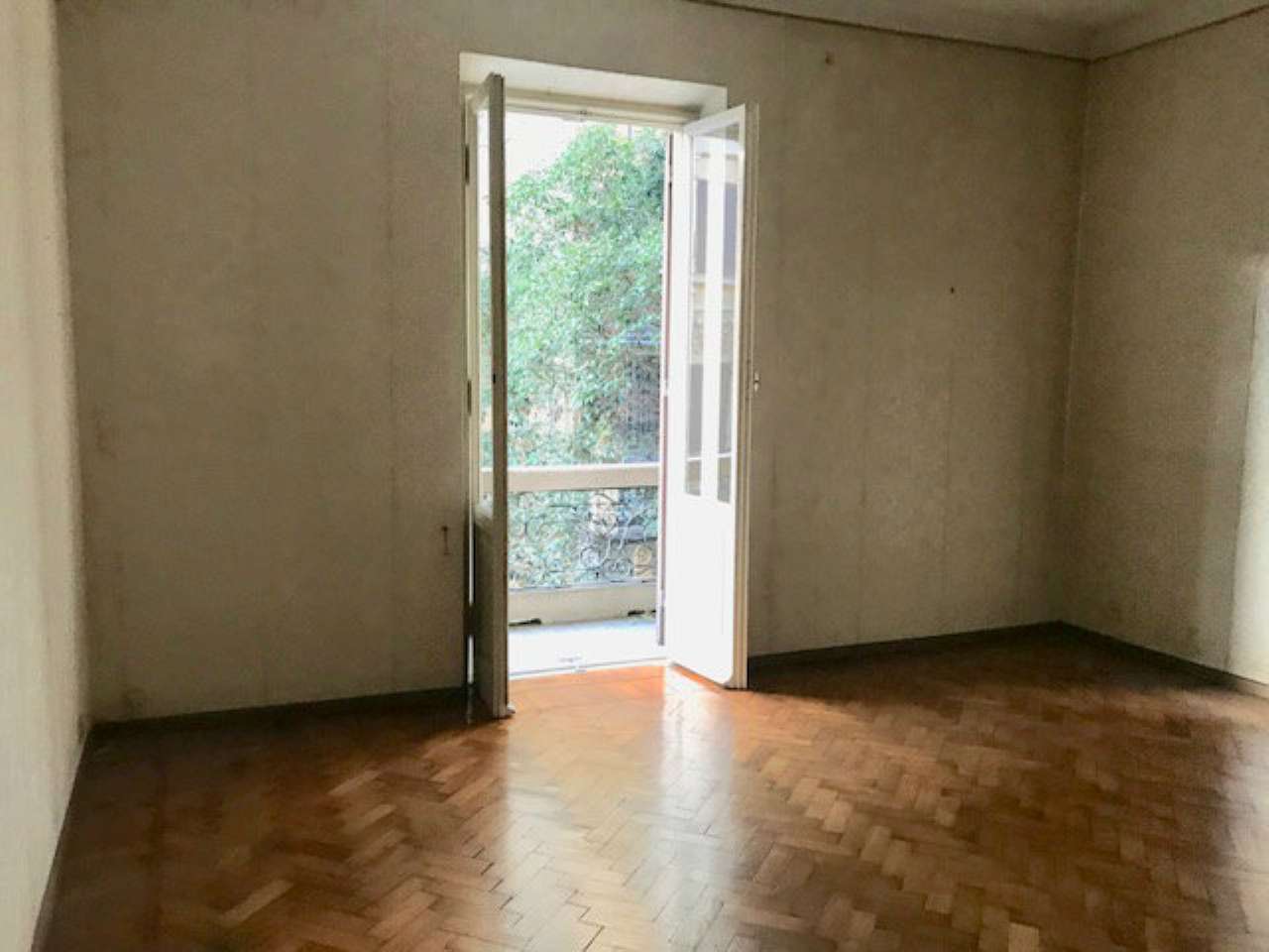 Appartamento GENOVA vendita  CASTELLETTO AMBROGIO SPINOLA IMMOBILI & GESTIONI S.R.L.