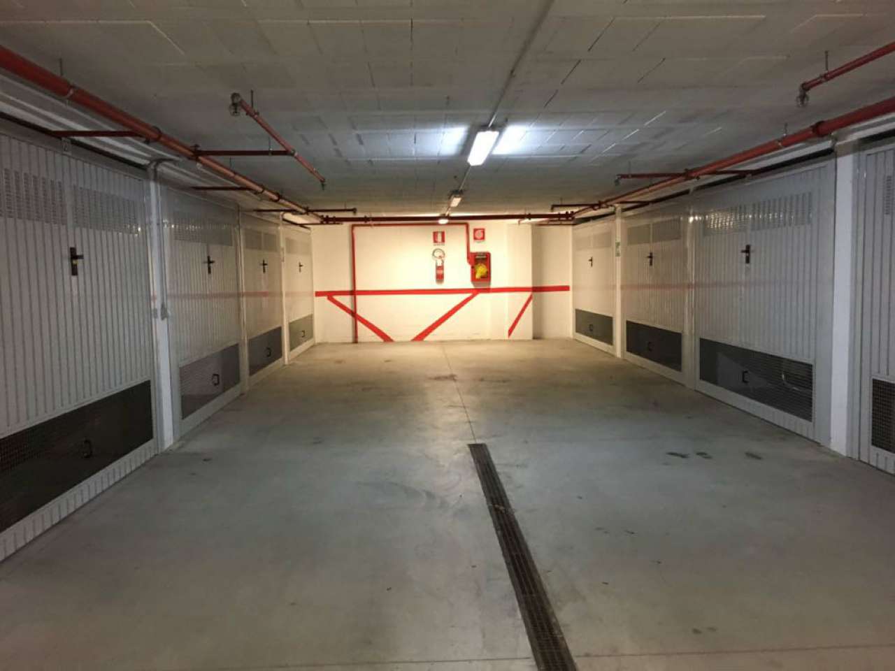  genova vendita quart:  immobili-&-gestioni-s.r.l.
