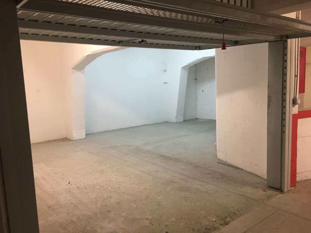 Box auto - Posto auto GENOVA vendita    IMMOBILI & GESTIONI S.R.L.