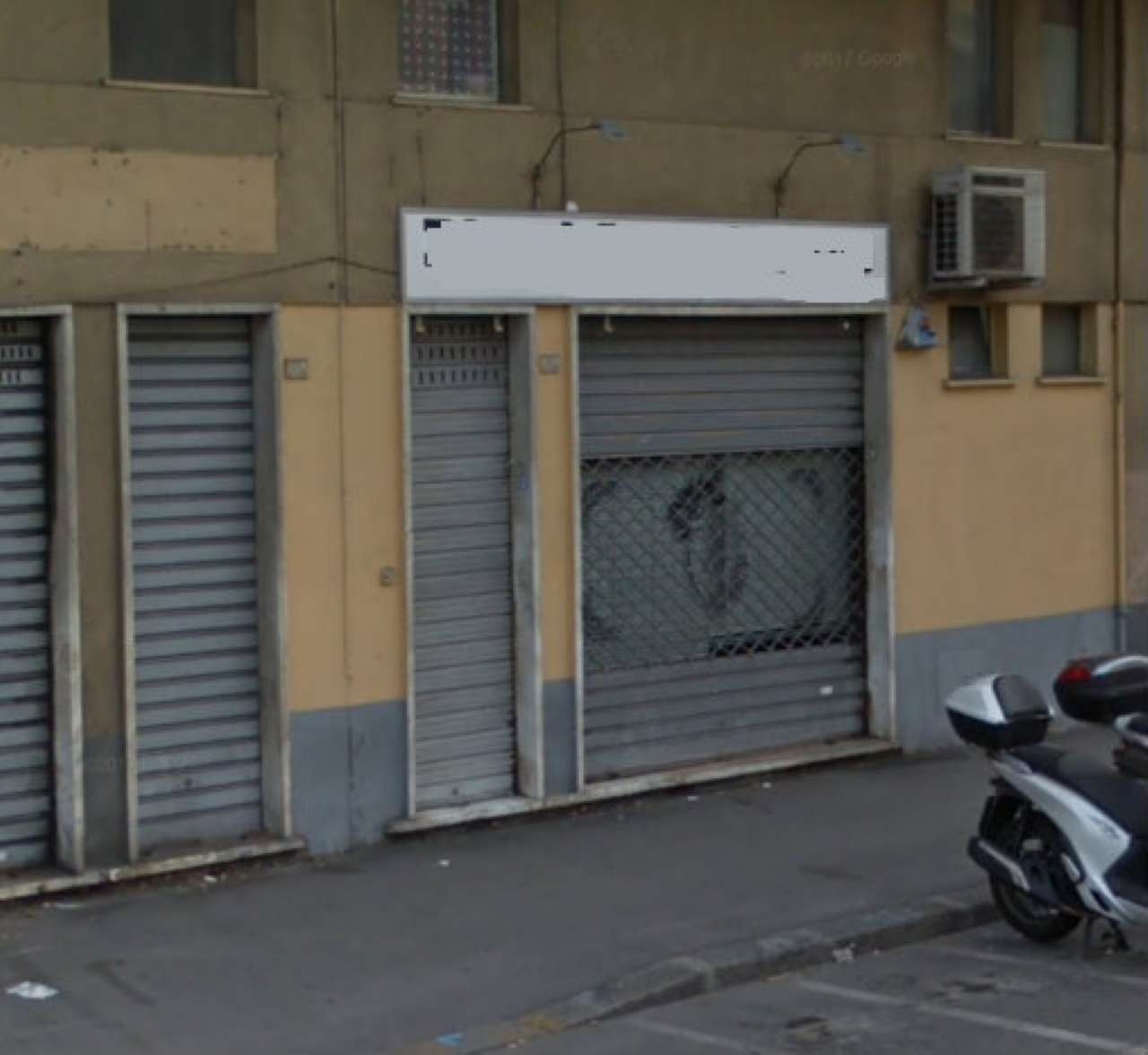 Negozio - Loc.Com. GENOVA affitto  FOCE CASAREGIS IMMOBILI & GESTIONI S.R.L.