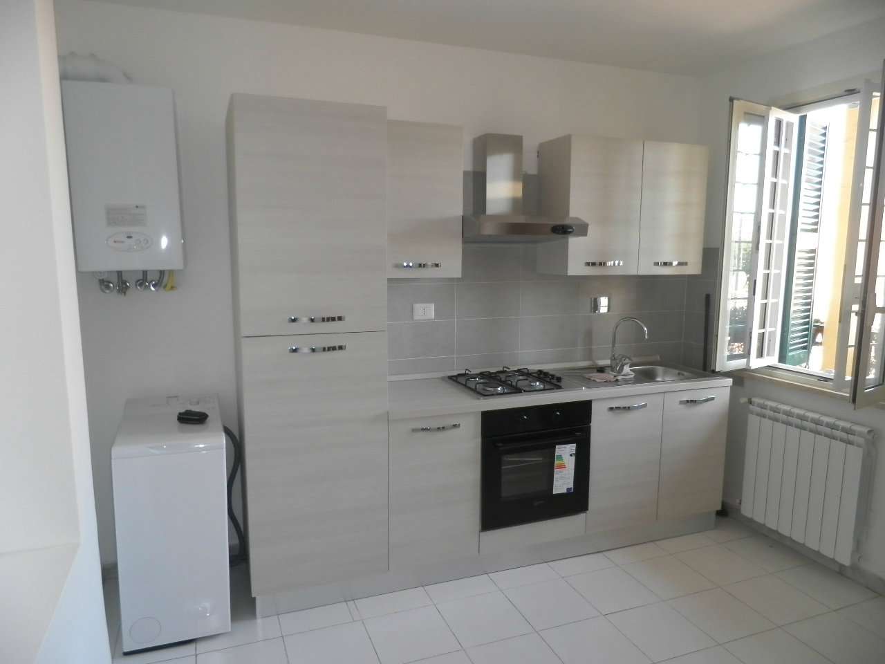  roma vendita quart: tuscolano (vi mun.) urbana insieme srl