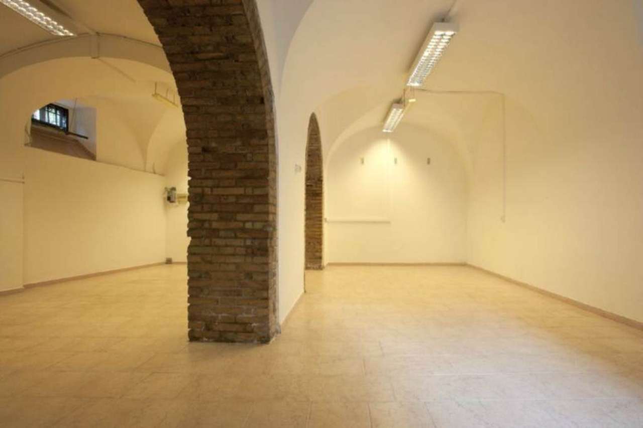 Negozio - Loc.Com. ROMA vendita  Nomentano - san lorenzo Tiburtina NON SOLO AFFITTI - P.T.M. Immobiliare