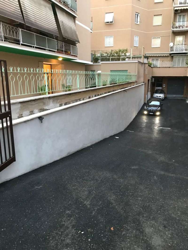 Negozio - Loc.Com. ROMA affitto  APPIO LATINO (IX MUN.) antonio coppi Asso programma casa