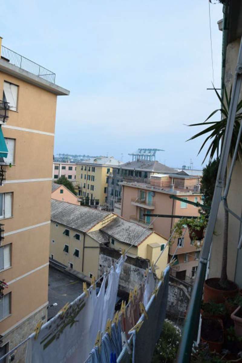 Appartamento GENOVA vendita  PALMARO ALLA CHIESA DI PRA Immobiliare Peglicasa