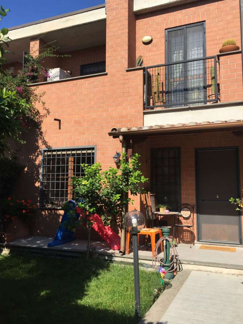 Villa Affiancata - Schiera ROMA vendita  ACILIA luigi viola Metroquadroimmobiliare