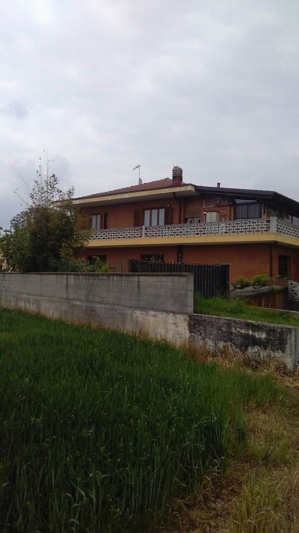 Villa Unifamiliare - Indipendente MONCALIERI vendita   savona Studio Immobiliare Varalda