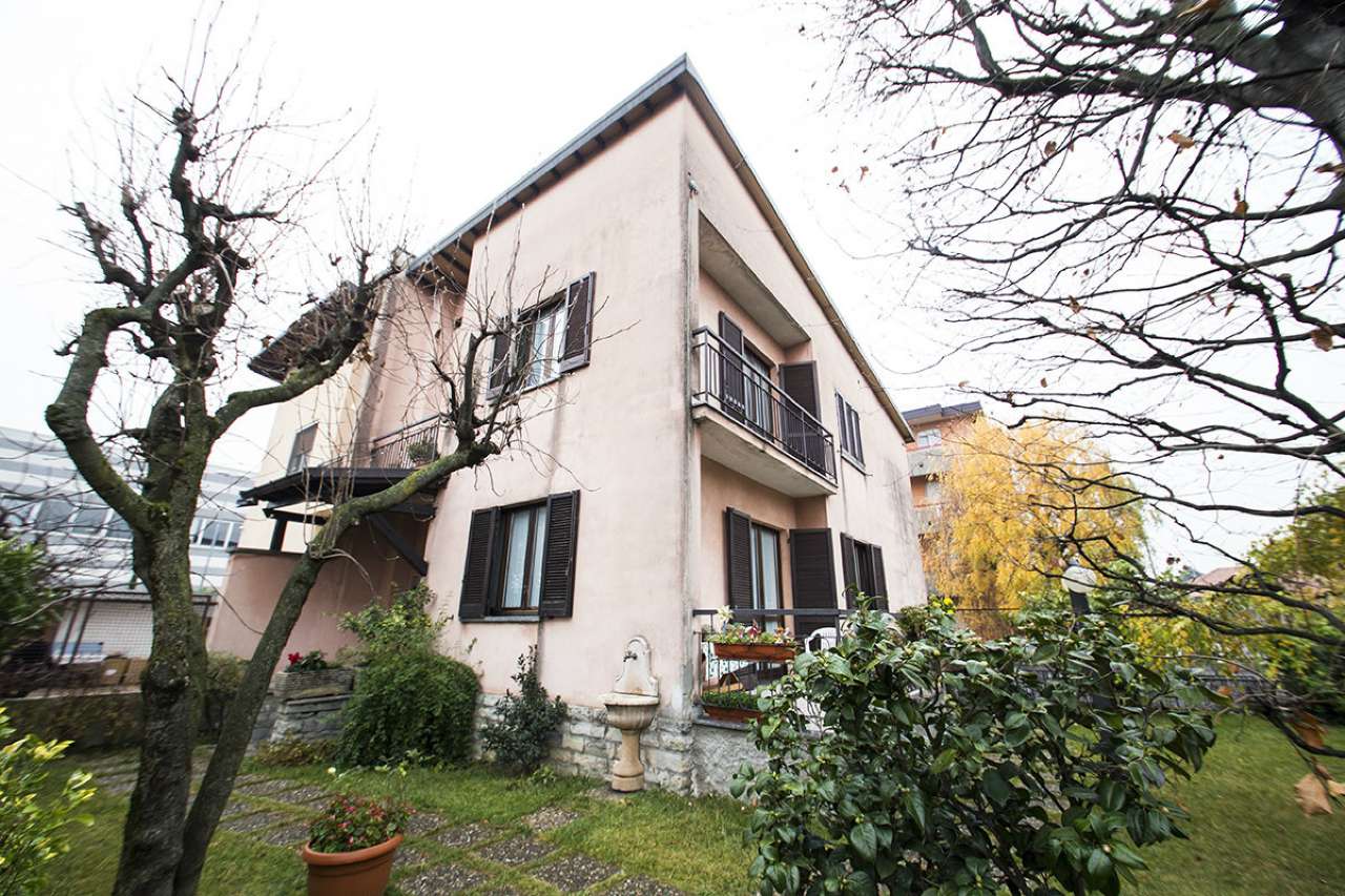 Villa GIUSSANO vendita   Giacomo Puccini QuiCasaSi Muggio