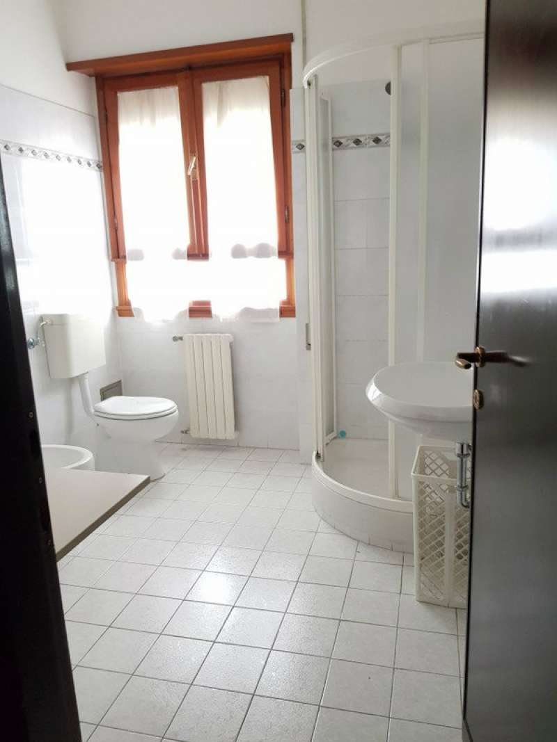 Ufficio - Loc.Com. PRATO affitto  CENTRO DELLE CARCERI Immobiliare Punto Casa 2