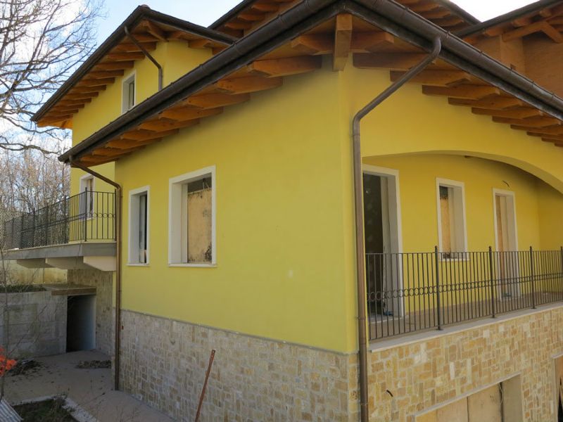 Villa Bifamiliare L