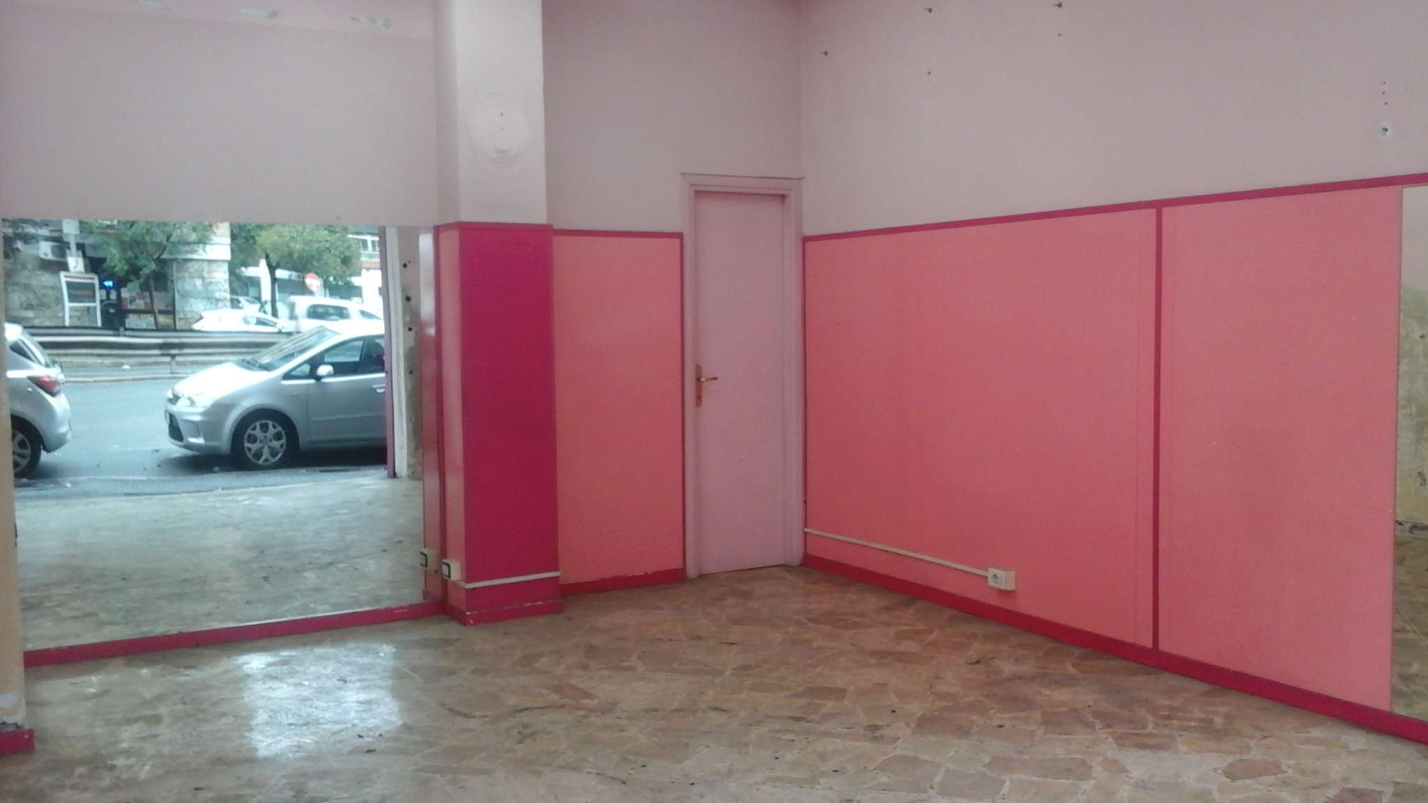 Negozio - Loc.Com. ROMA vendita  PRENESTINO - CENTOCELLE  Prenestina EMA IMMOBILIARE