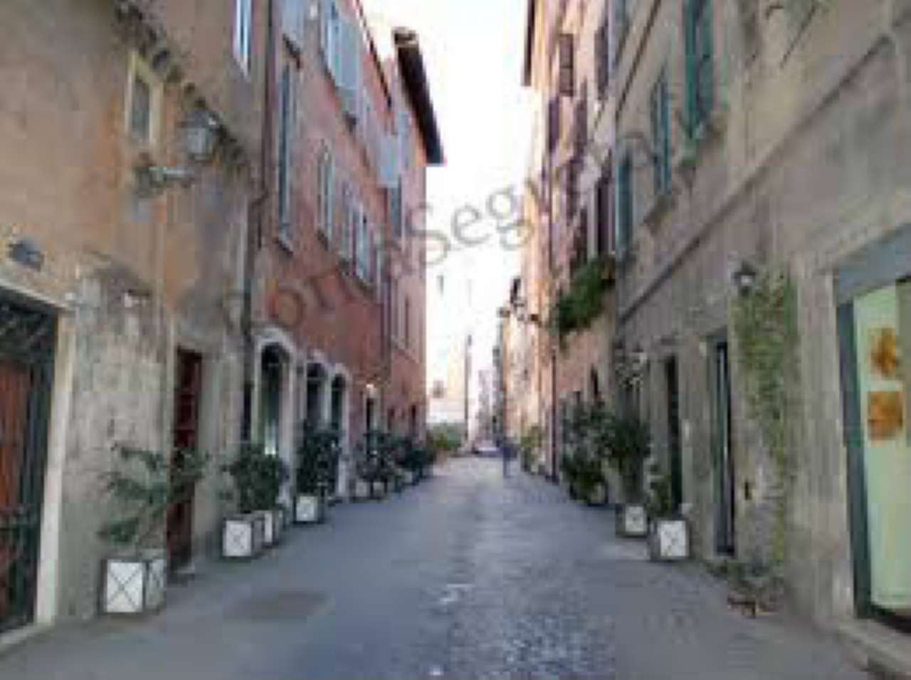 Negozio - Loc.Com. ROMA affitto  Centro storico della Vetrina GALA GRUPPO IMMOBILIARE