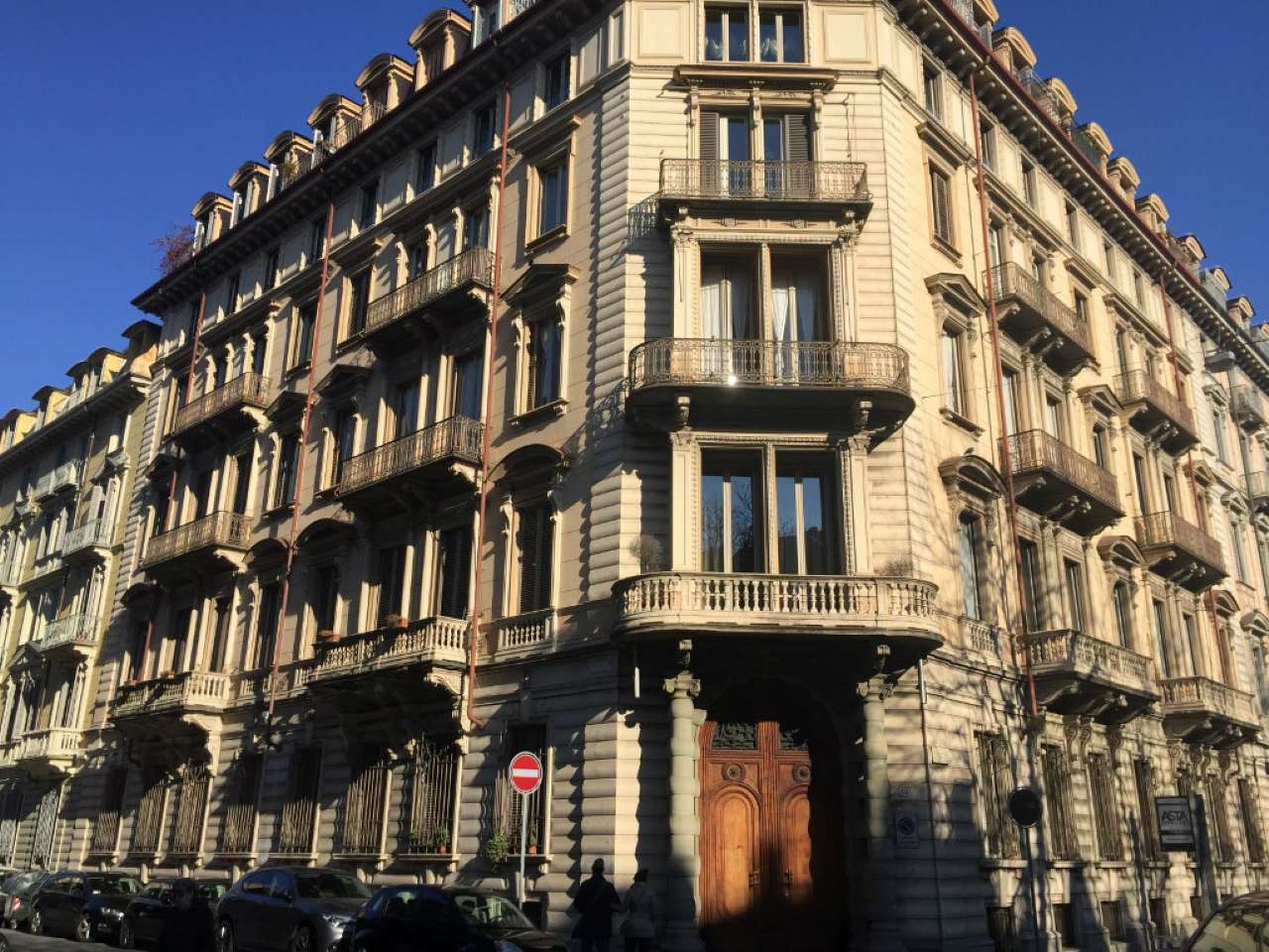  torino vendita quart: centro antonella bozzo studio immobiliare