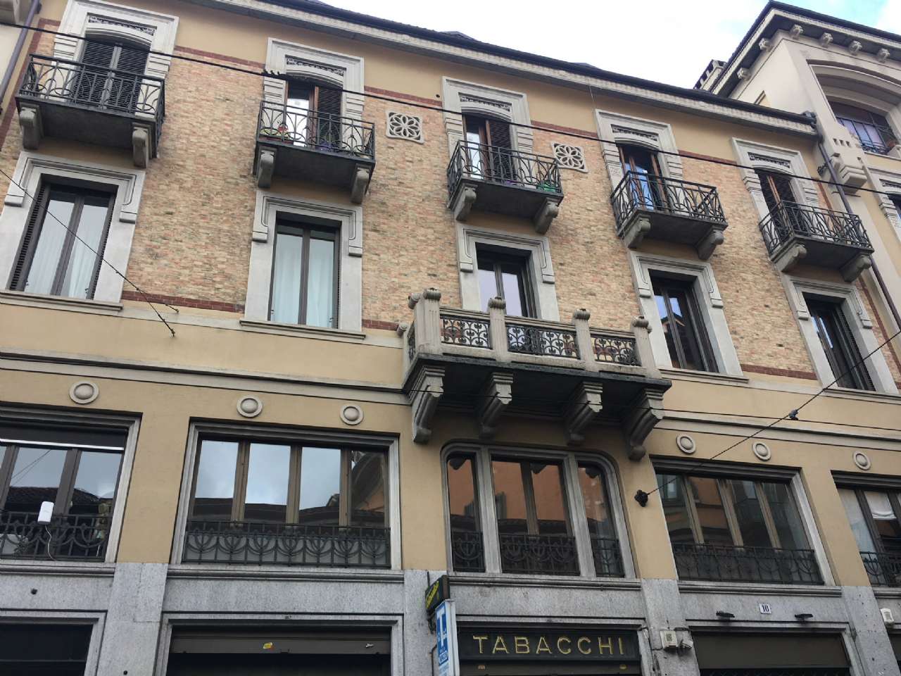  torino affitto quart: centro antonella-bozzo-studio-immobiliare