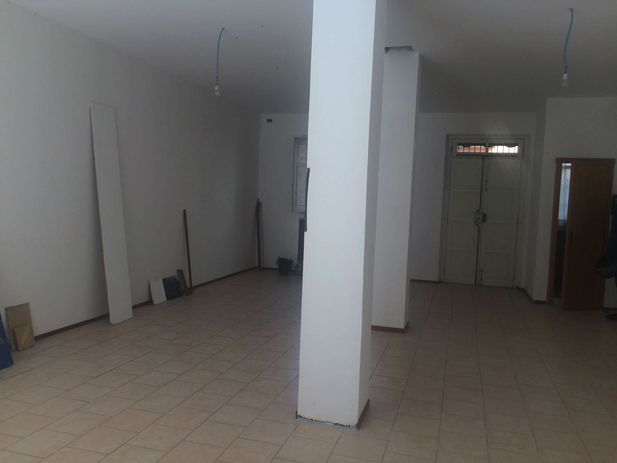 Negozio - Loc.Com. TORINO affitto  LINGOTTO Genova Simona Rubiolo Immobili Sas