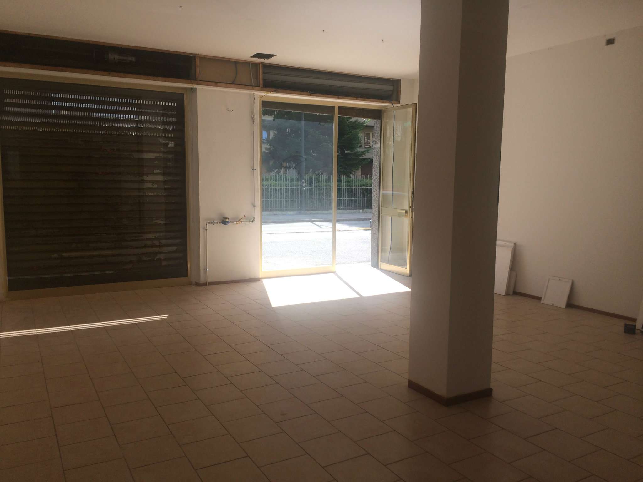 Negozio - Loc.Com. TORINO affitto  LINGOTTO Genova Simona Rubiolo Immobili Sas