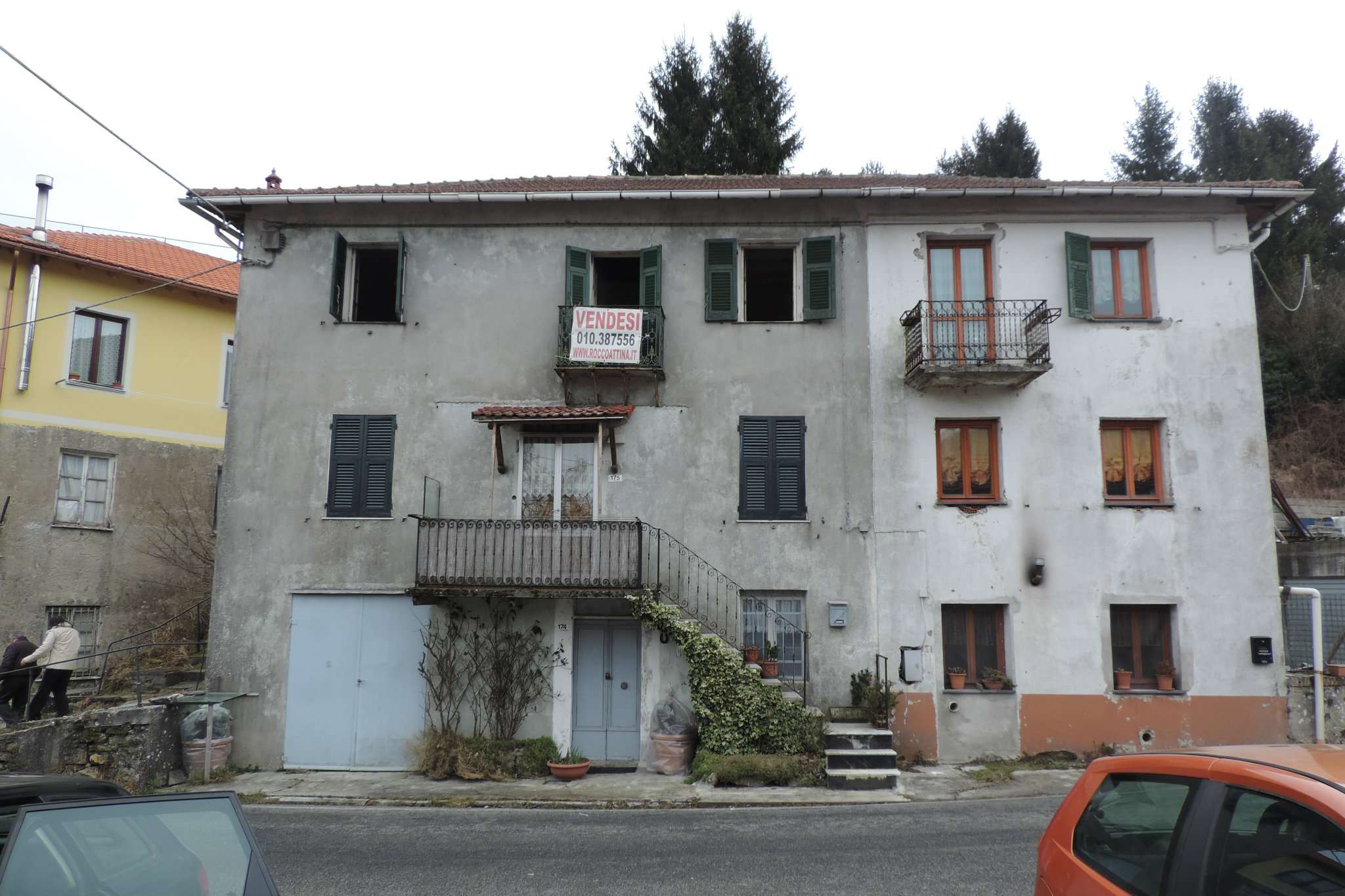  torriglia vendita quart:  rocco attina agenzia immobiliare