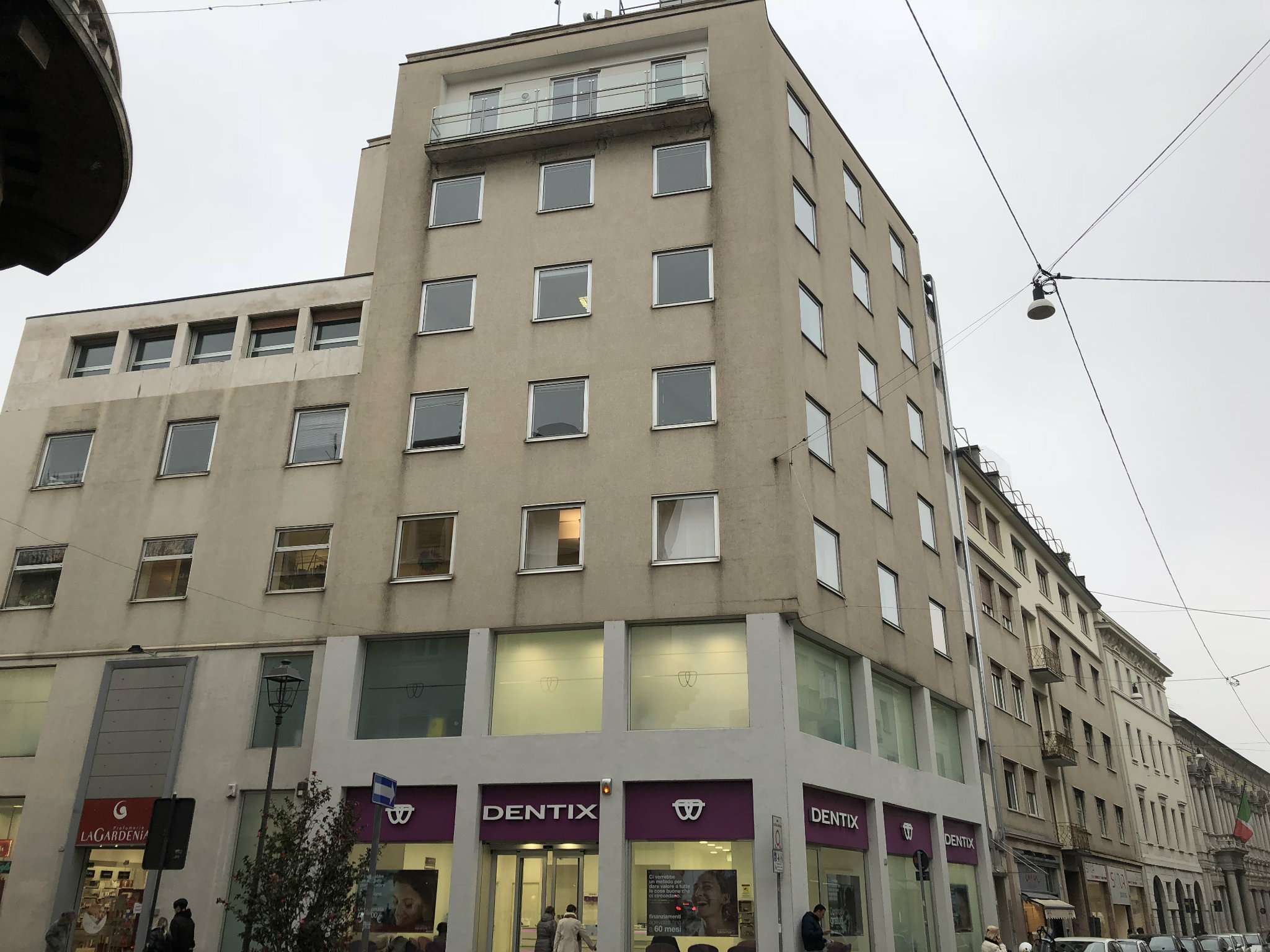 Ufficio - Loc.Com. BRESCIA affitto  CENTRO STORICO PREGIATO Martiri della Libertà STUDIO ZILETTI SRL