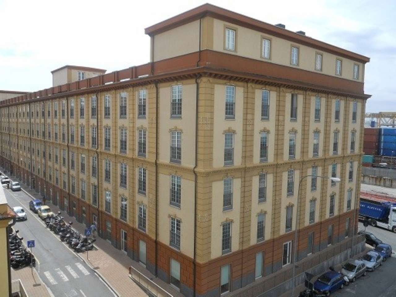  genova affitto quart: sampierdarena studio-haupt