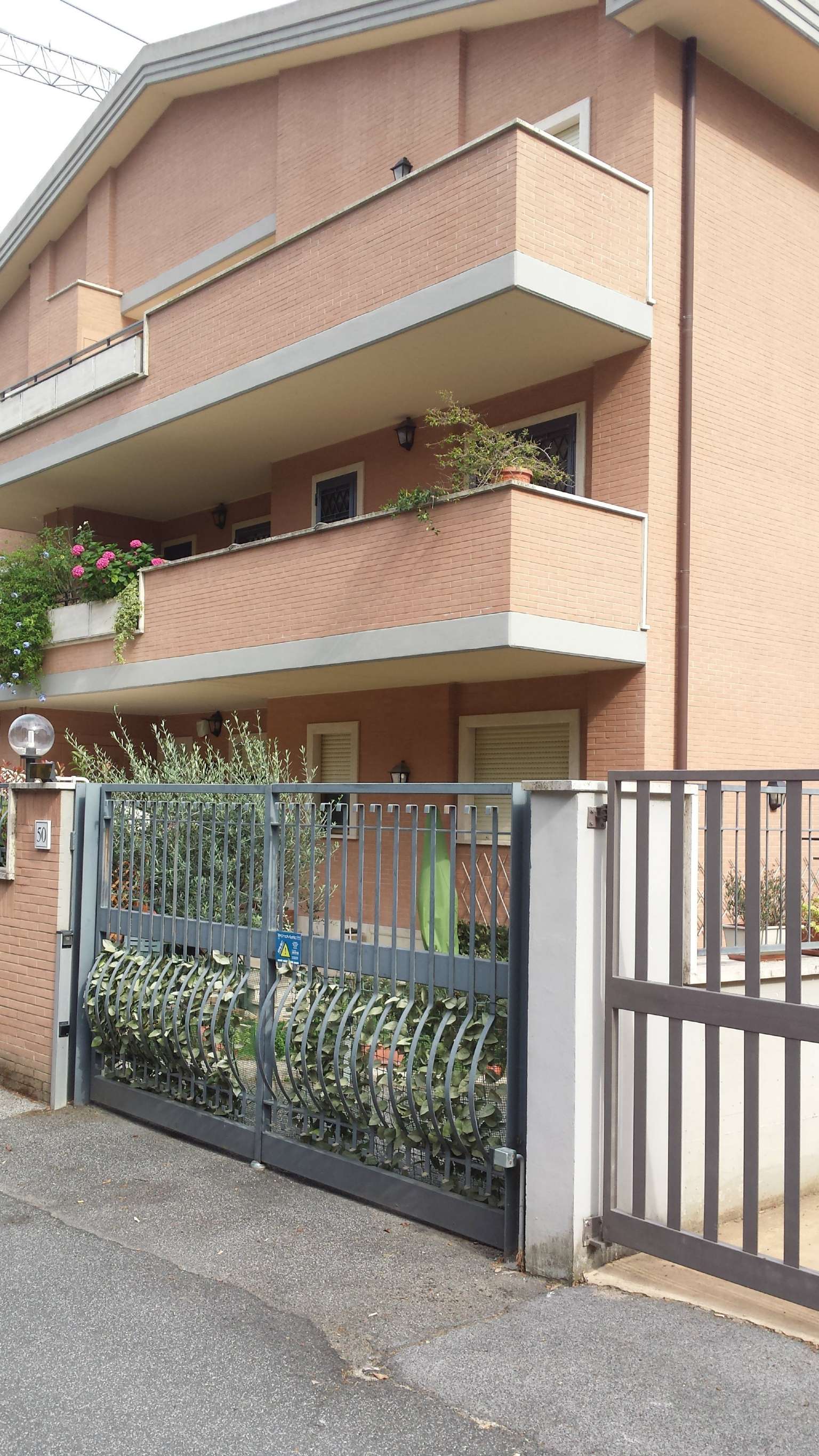 roma vendita quart: la giustiniana(zona della xx mun.) dg immobiliare