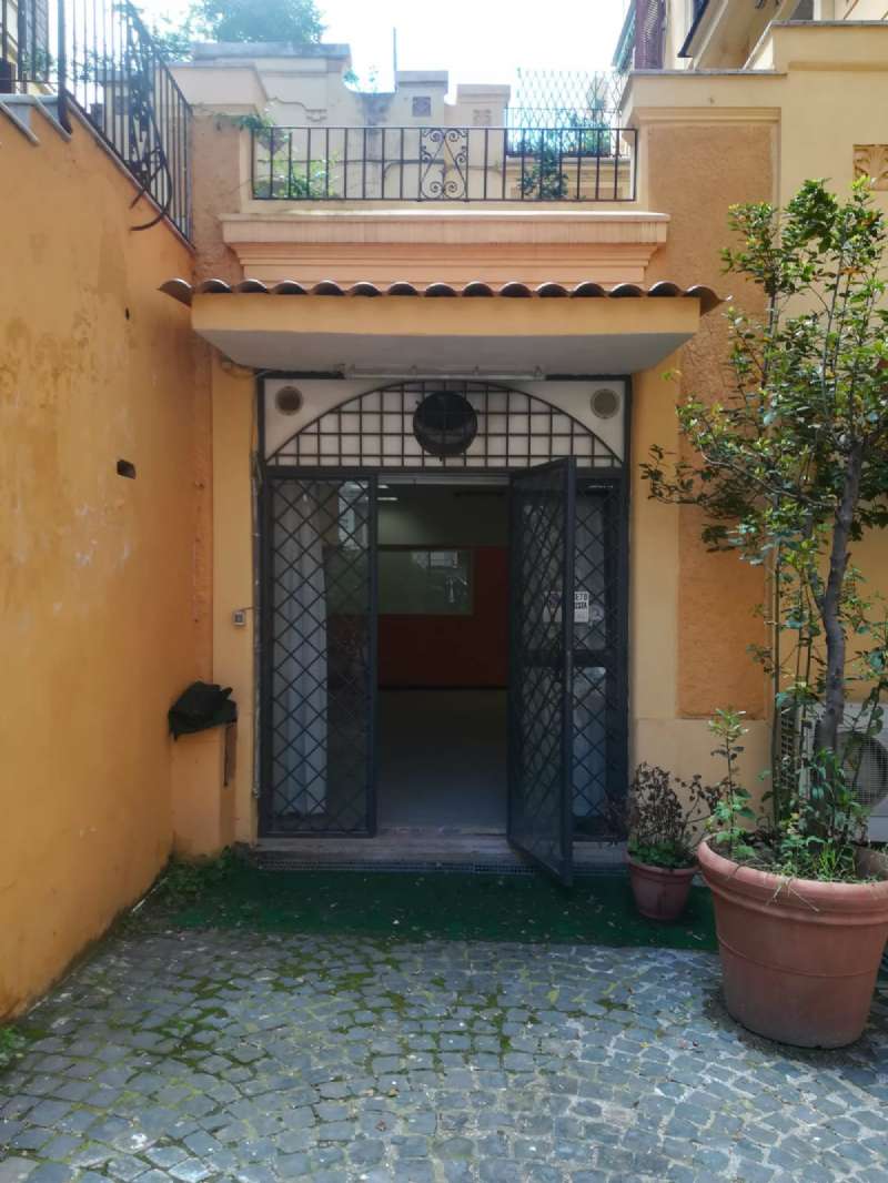 Box auto - Posto auto ROMA vendita  NOMENTANO   RE MATTONE