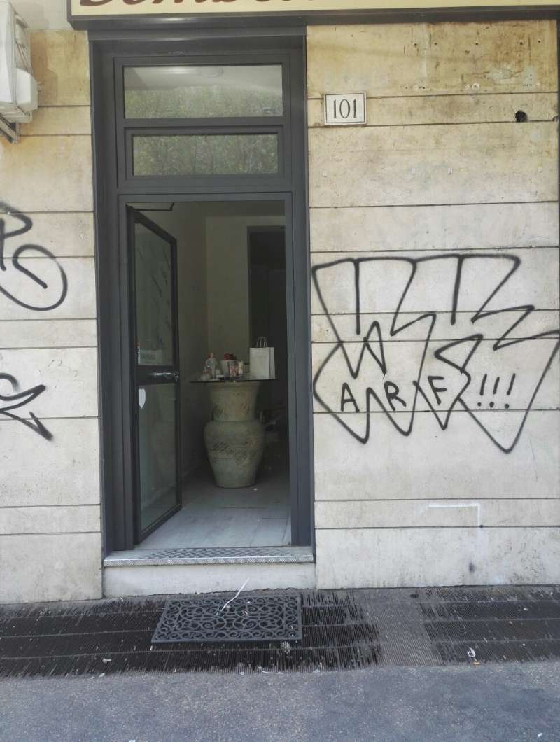 Negozio - Loc.Com. ROMA vendita  PRENESTINO - CENTOCELLE  della Serenissima RE MATTONE