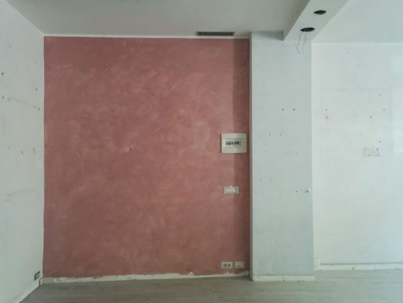 Negozio - Loc.Com. ROMA vendita  PRENESTINO - CENTOCELLE  della Serenissima RE MATTONE