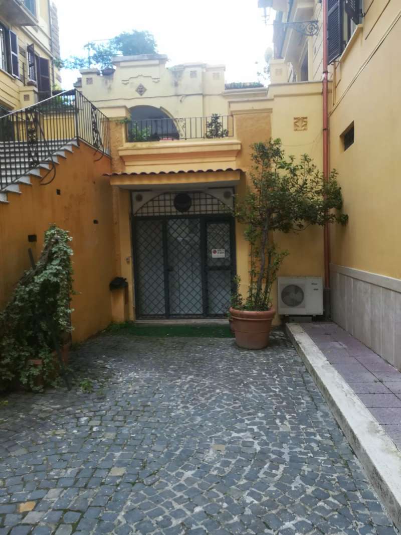Box auto - Posto auto ROMA vendita  NOMENTANO   RE MATTONE