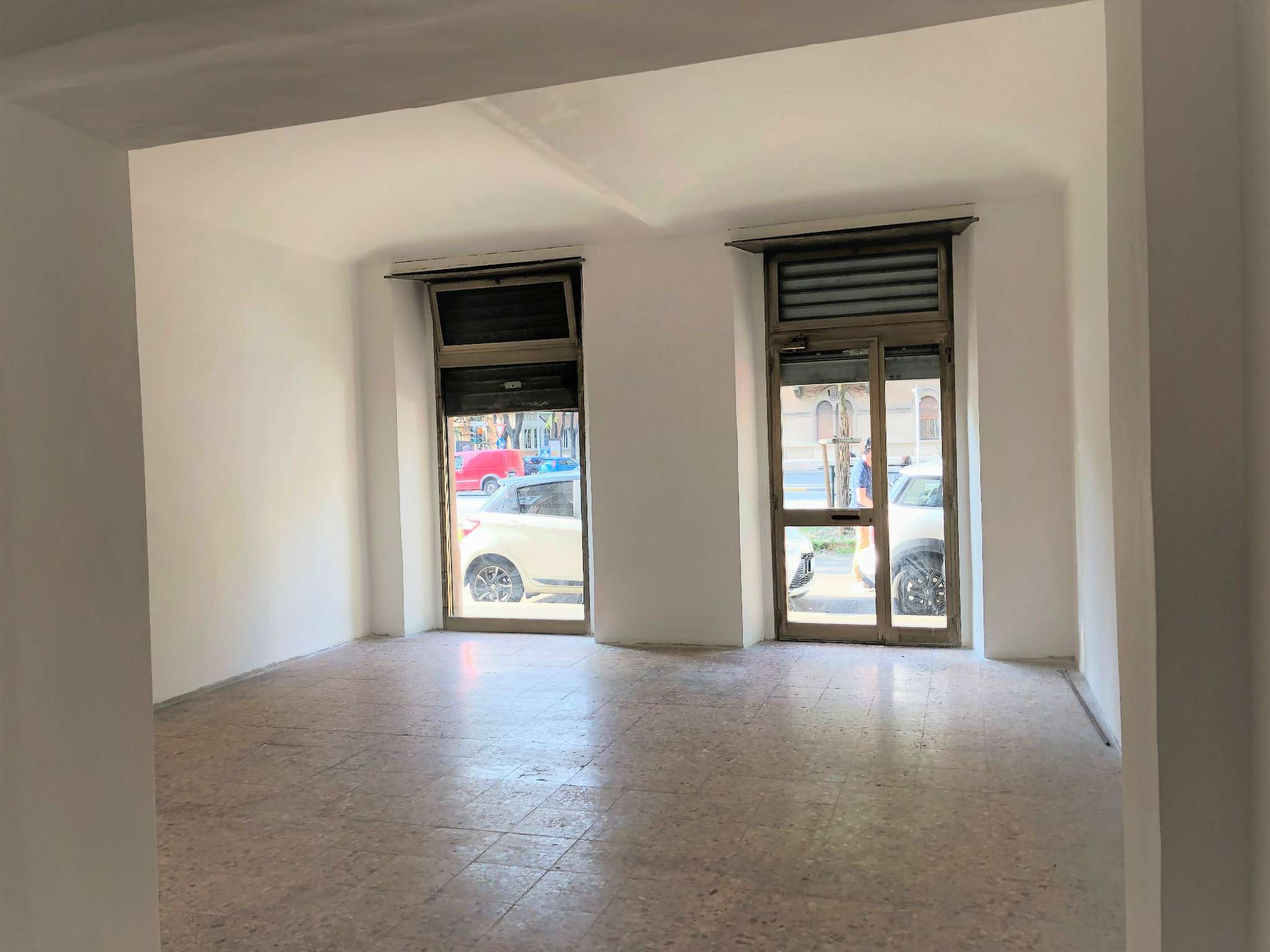 Negozio - Loc.Com. TORINO affitto  CIT TURIN Francia Rubiolo Immobiliare Sas