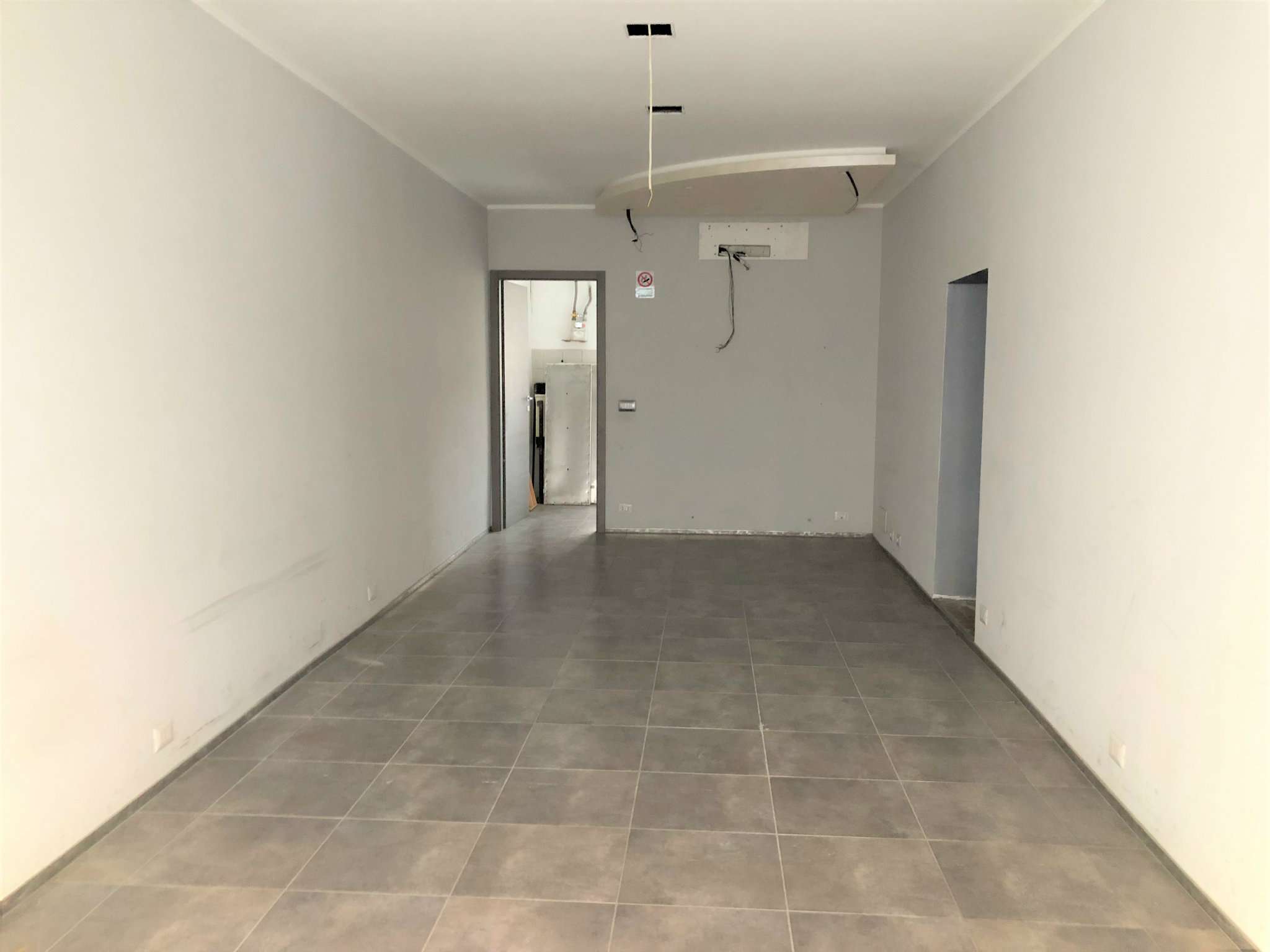 Negozio - Loc.Com. TORINO affitto  MADONNA DI CAMPAGNA Vibò Rubiolo Immobiliare Sas