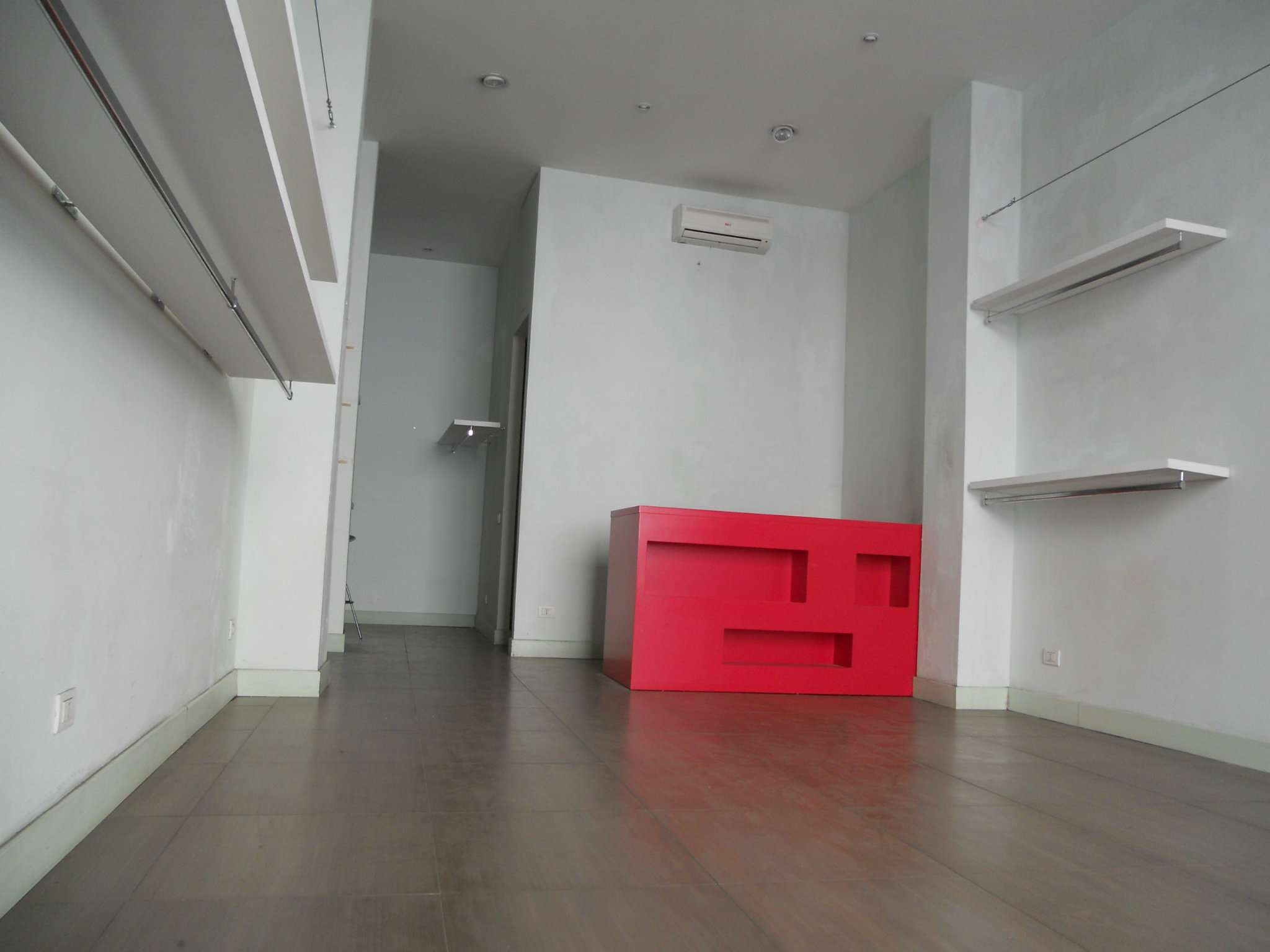  milano vendita quart: buenos aires matano-intese-immobiliari