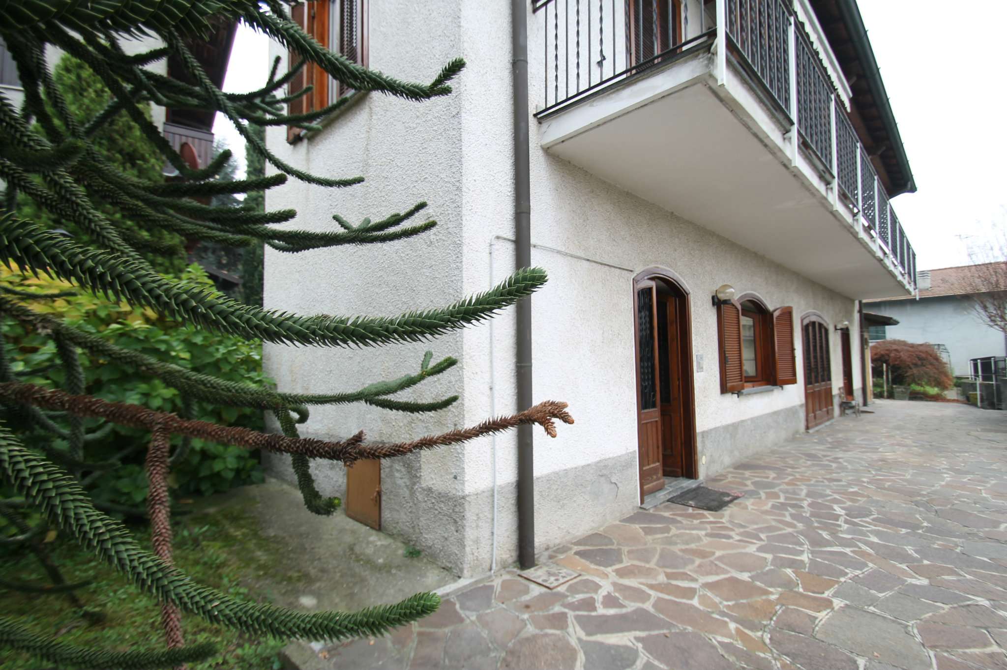 Villa Trifamiliare DOLZAGO vendita   bonacina Studio Luraschi