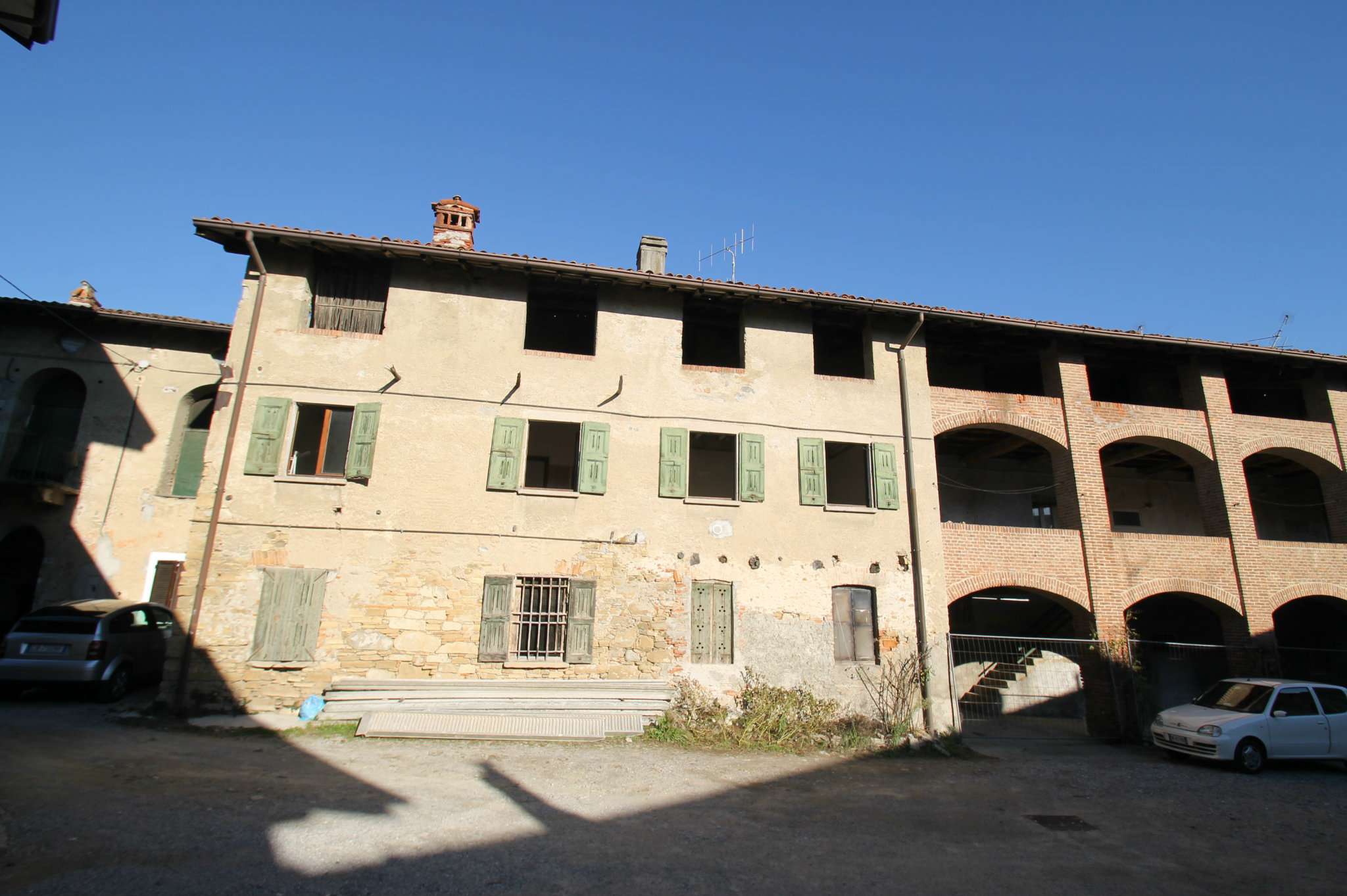 Appartamento GARBAGNATE MONASTERO vendita   gaesso Studio Luraschi