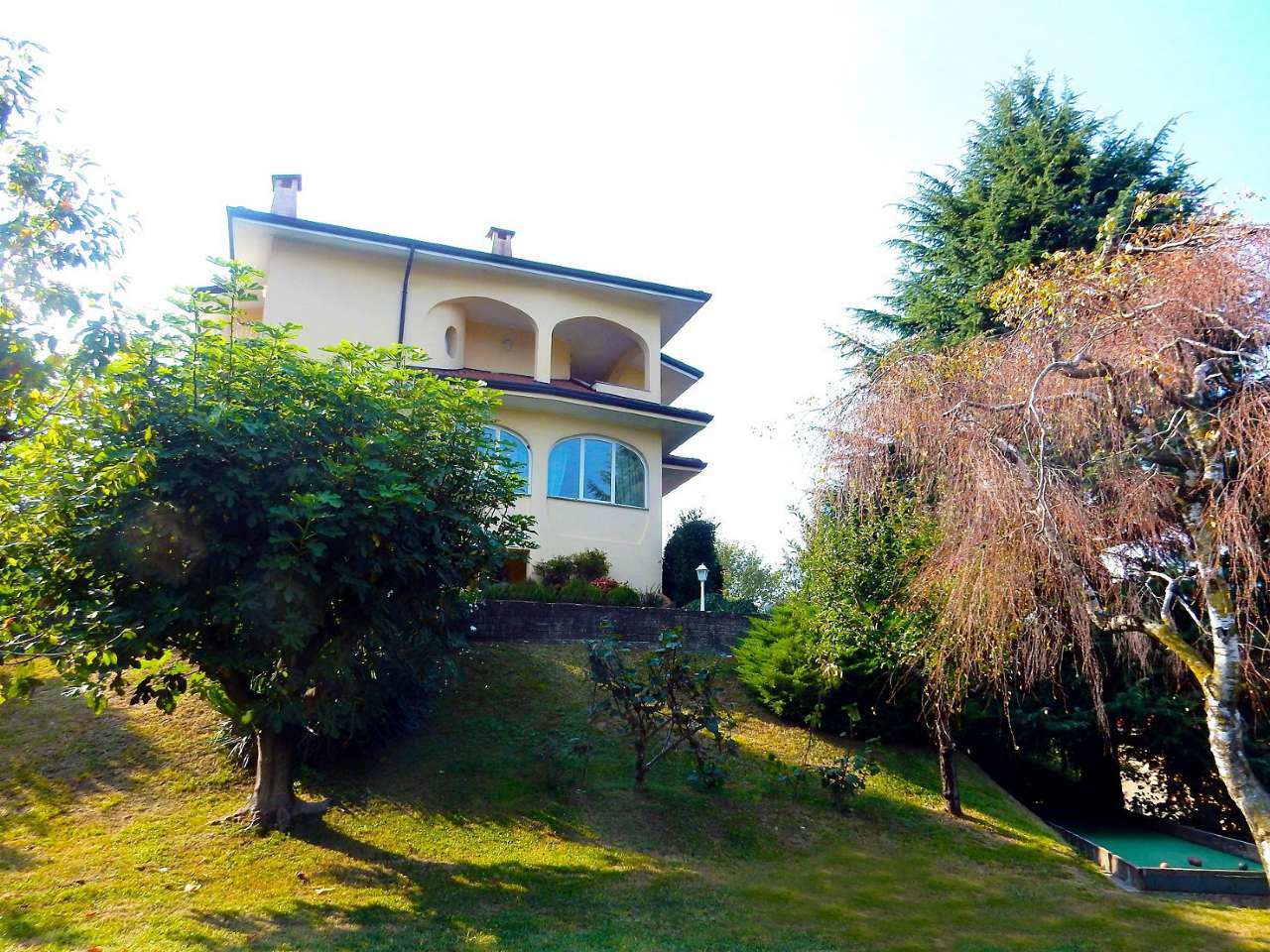 Villa BOSISIO PARINI vendita   luigi rota Studio Luraschi