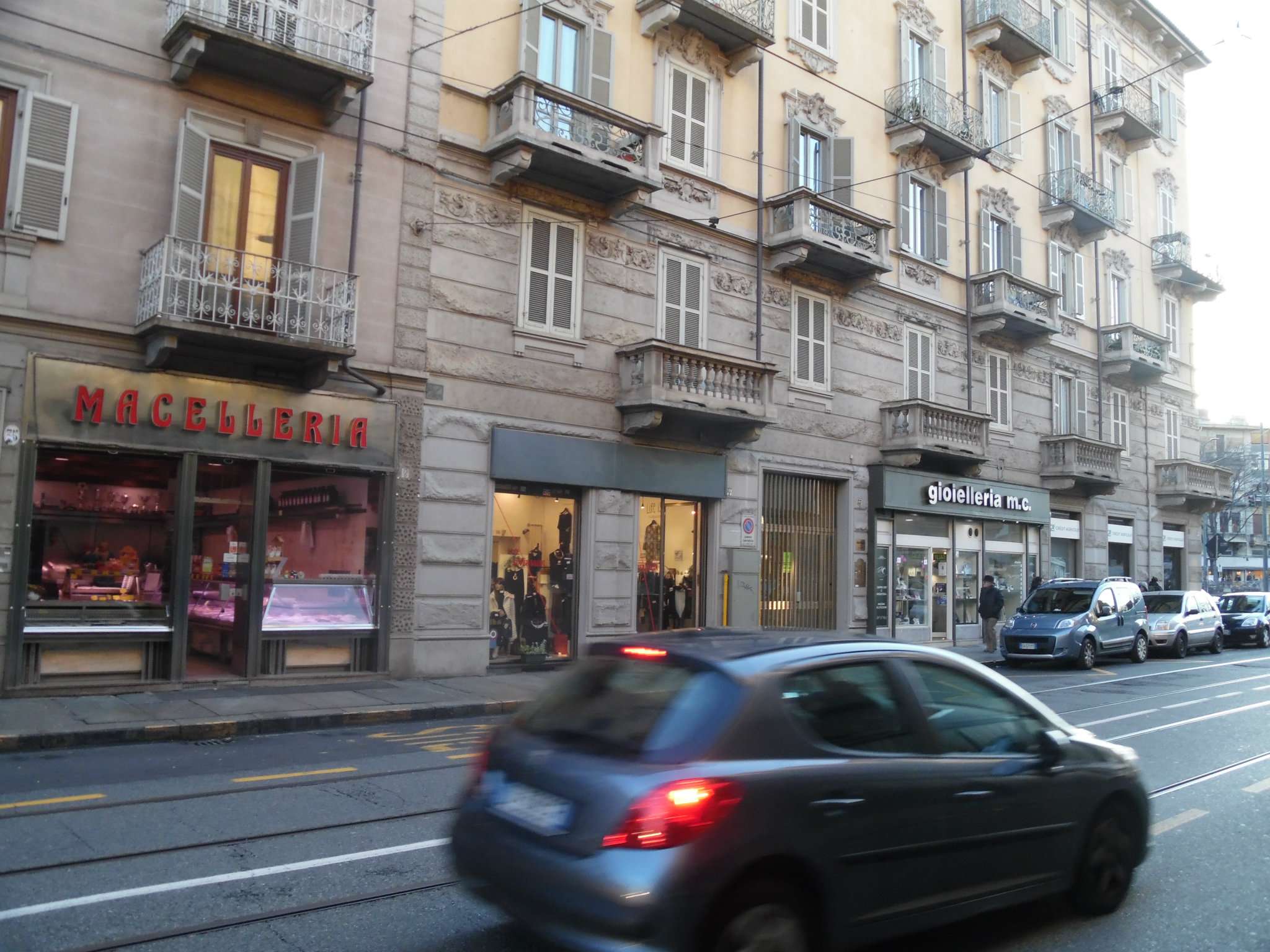 Negozio - Loc.Com. TORINO vendita  CENISIA monginevro SHOPPING IMMOBILIARE