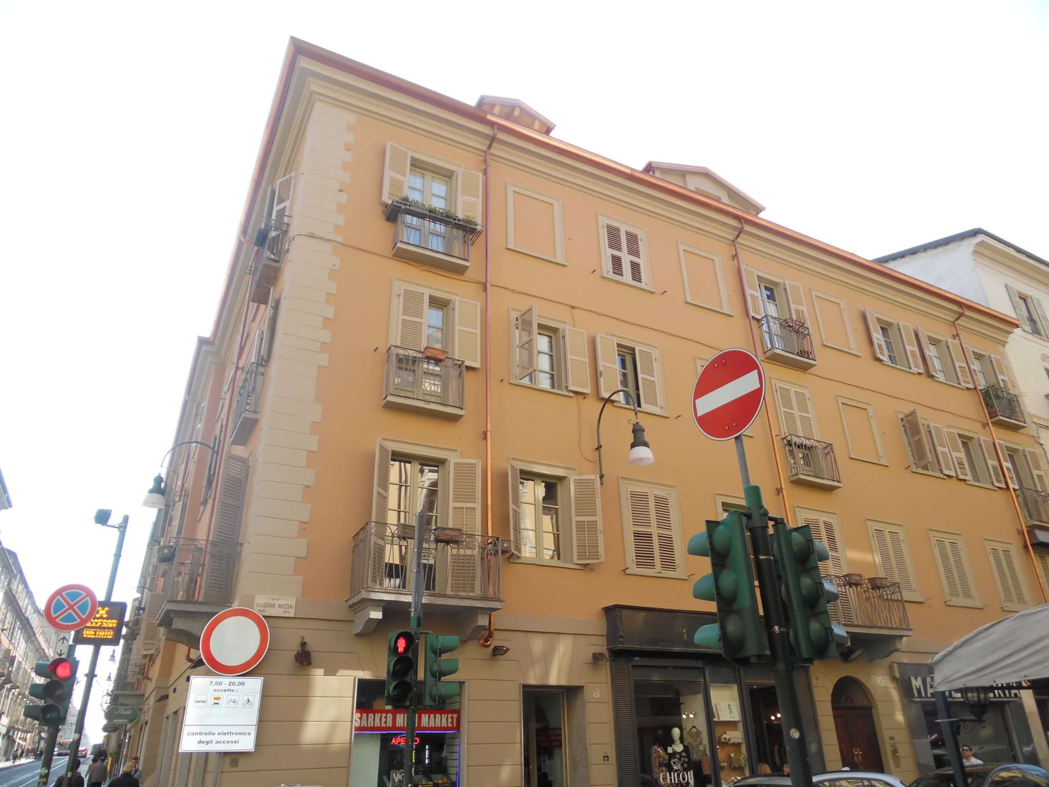 Negozio - Loc.Com. TORINO affitto  CENTRO mazzini SHOPPING IMMOBILIARE