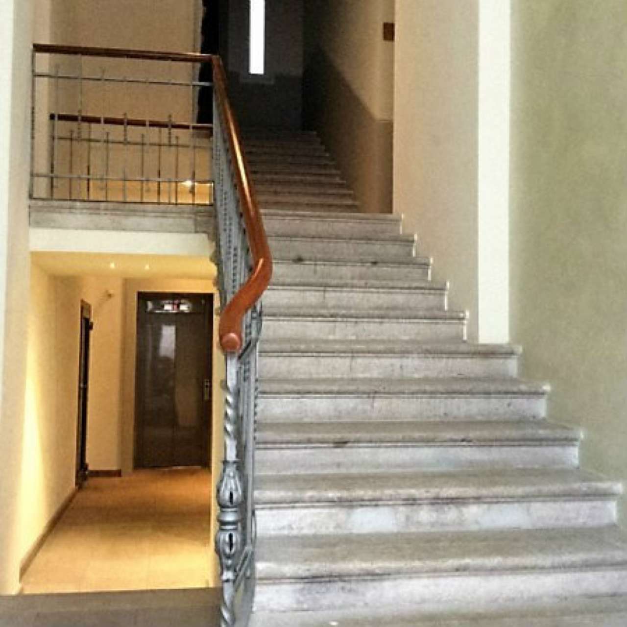 Appartamento TRIESTE vendita  CENTRO Ugo Foscolo Nova Investimenti Immobiliari spa