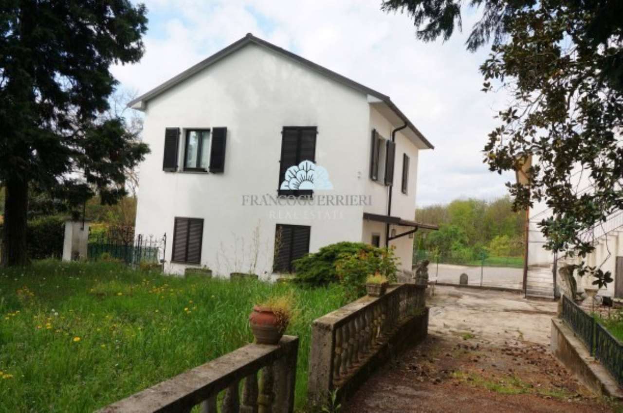  bellusco vendita quart:  studio immobiliare franco guerrieri