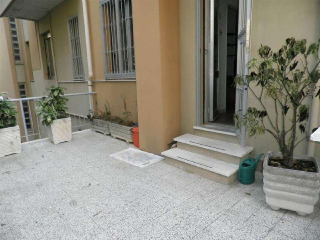 Appartamento GENOVA vendita  BORGORATTI  Immobiliare Terra Rubra Sas