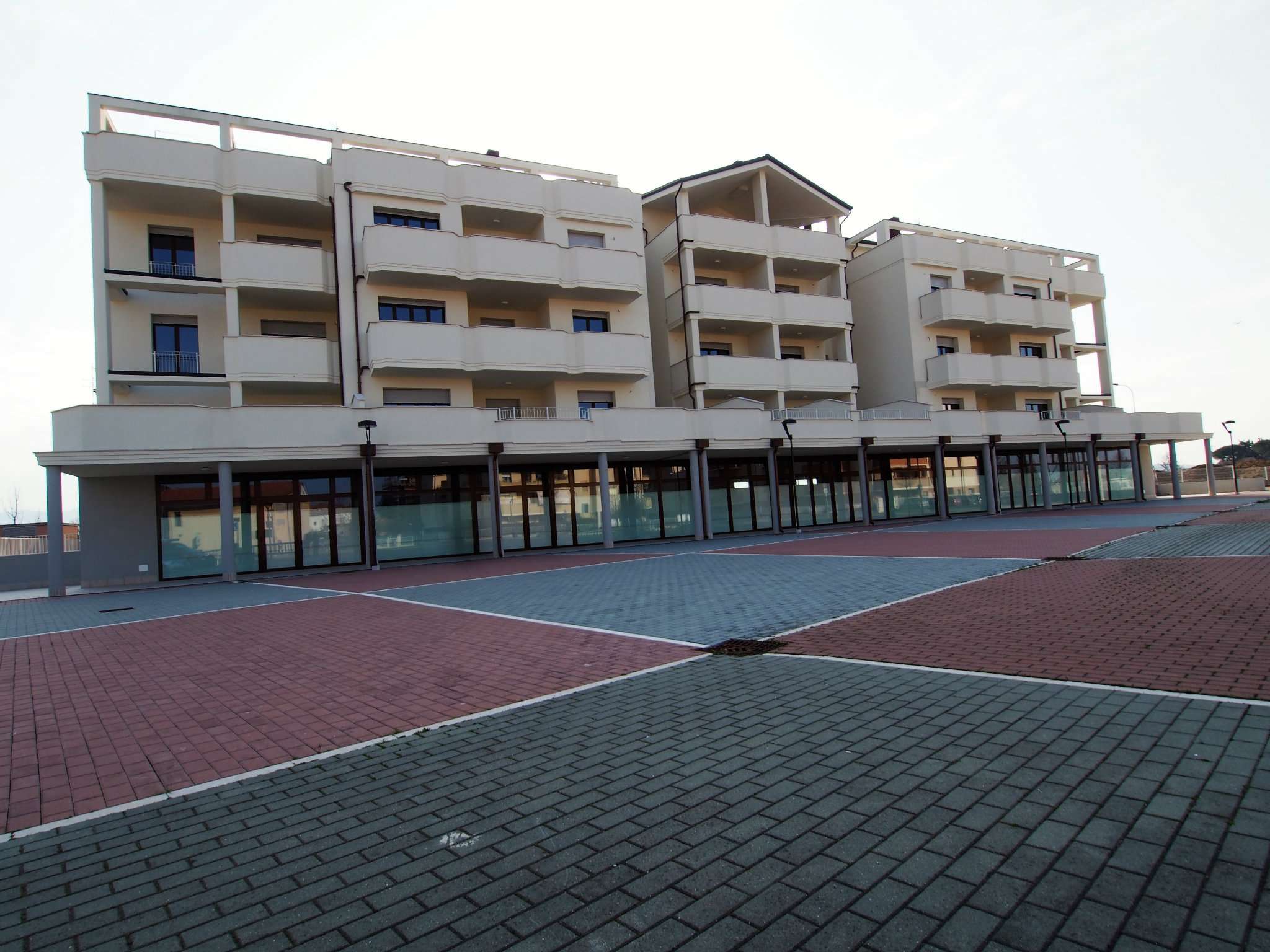 Negozio - Loc.Com. RIMINI vendita   Zaccagnini Immo Torino
