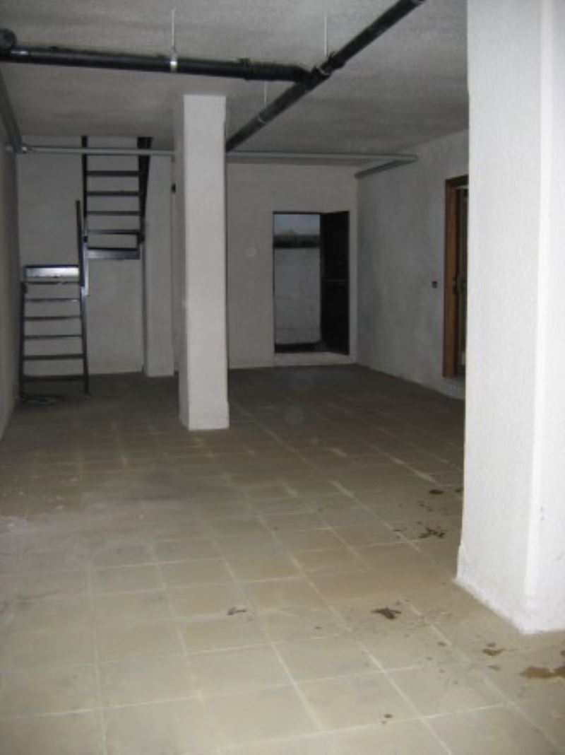 Negozio - Loc.Com. ROMA affitto  ACILIA di Dragoncello Studio CORTESE Immobiliare d'Impresa