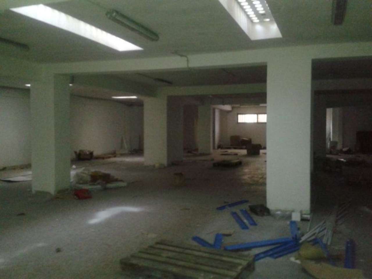 Negozio - Loc.Com. ROMA affitto  PIGNETO Casilina Studio CORTESE Immobiliare d'Impresa