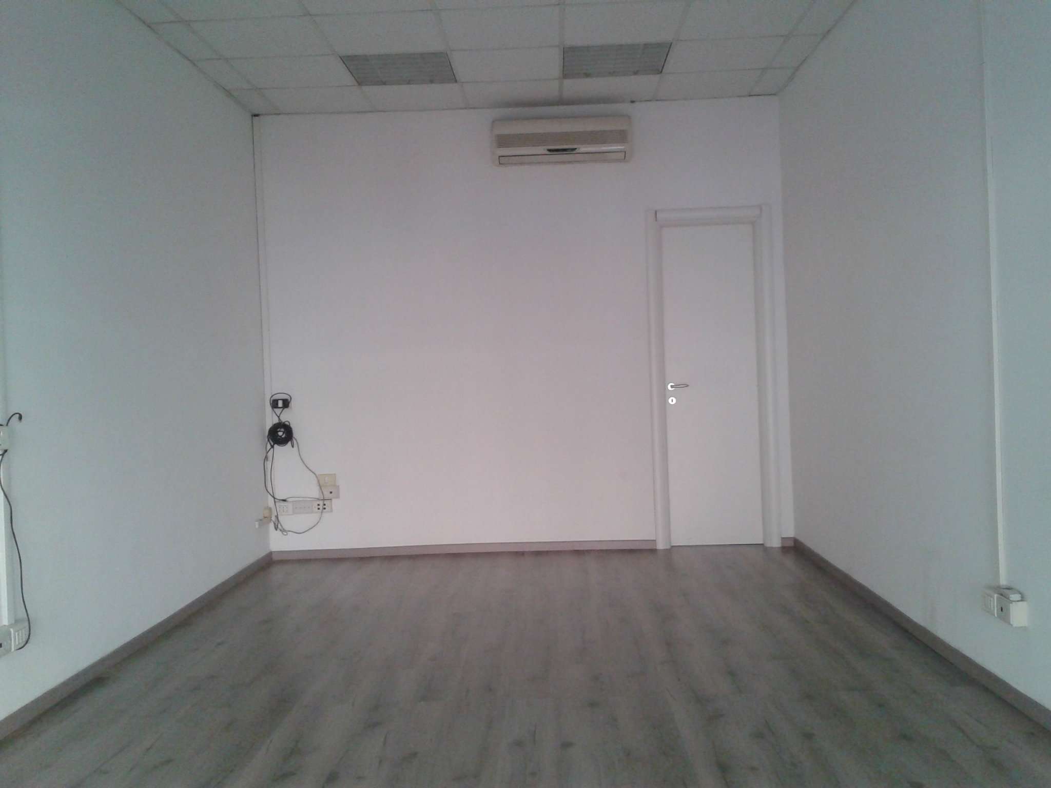 Negozio - Loc.Com. ROMA vendita  COLLI ALBANI del velodromo Studio CORTESE Immobiliare d'Impresa