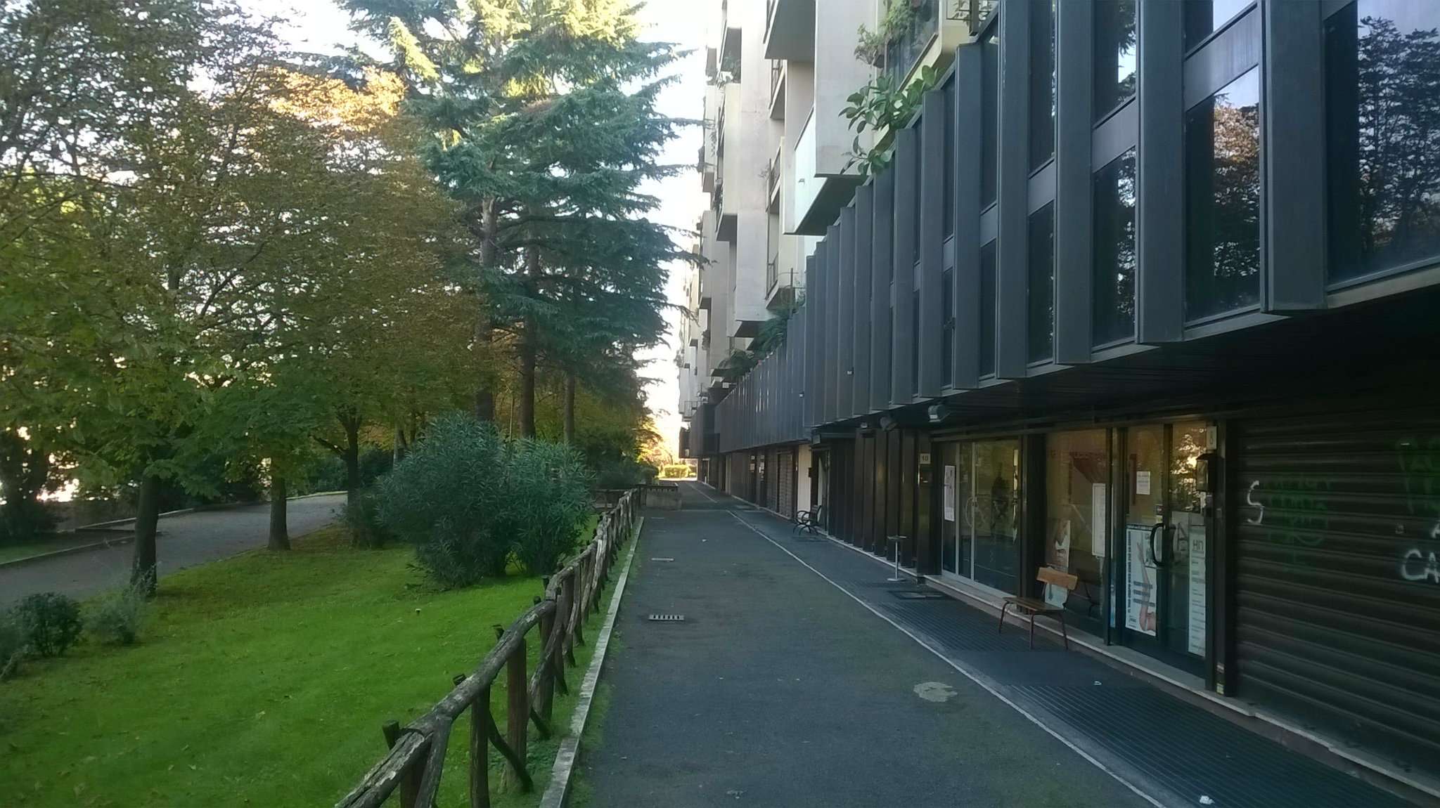 Negozio - Loc.Com. ROMA vendita  FONTE MERAVIGLIOSA Antonio Maria Lorgna Studio CORTESE Immobiliare d'Impresa