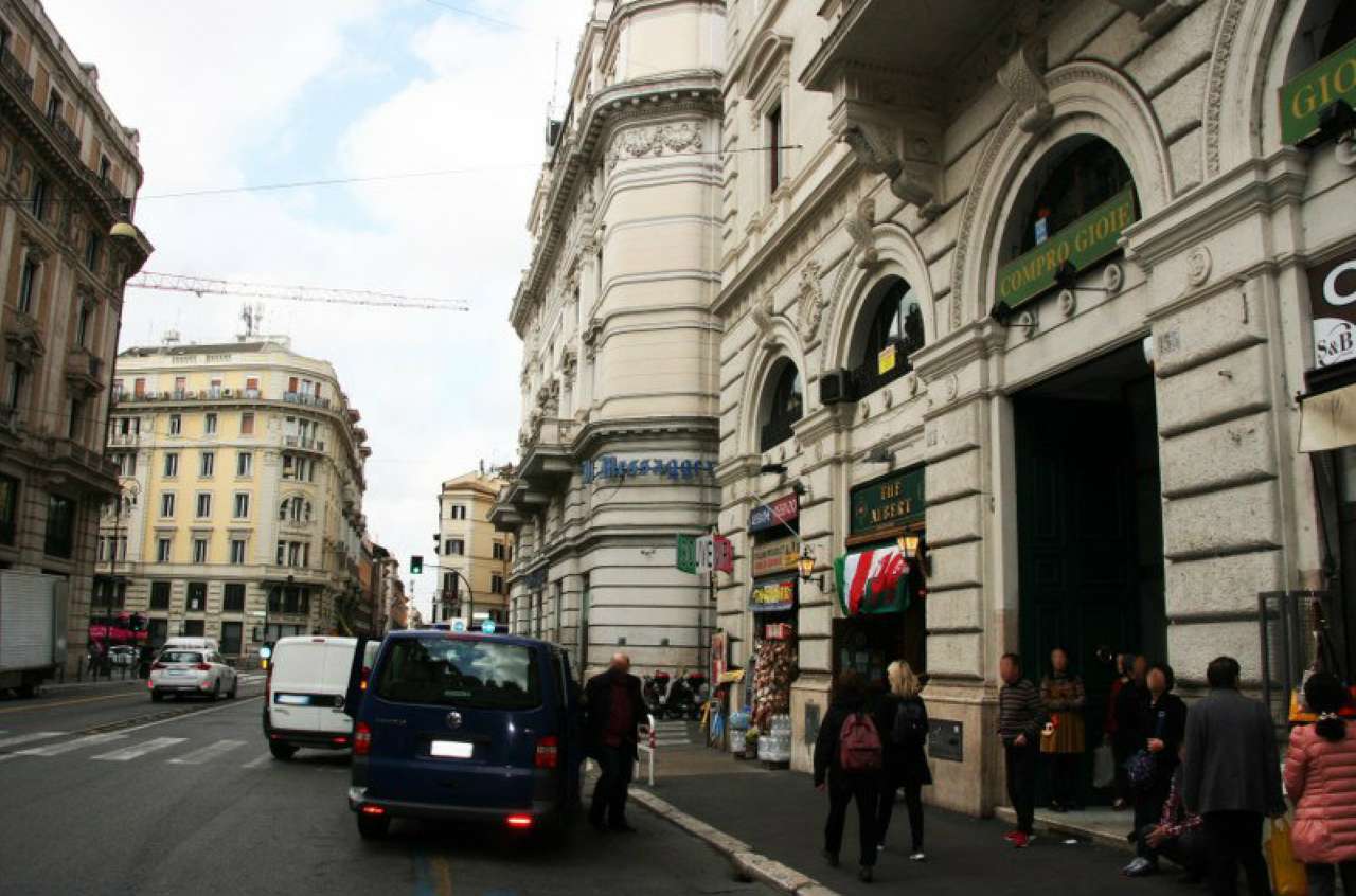 Ufficio - Loc.Com. ROMA vendita  Centro storico del Traforo CENTROSI SRL