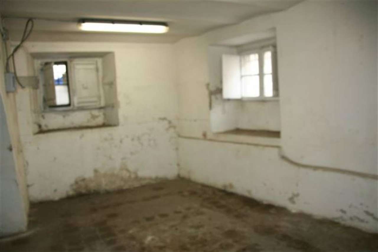 Negozio - Loc.Com. ROMA vendita  TRASTEVERE  di san cosimato CENTROSI SRL