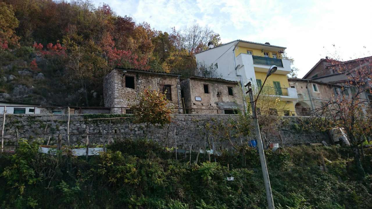 Rustico - Cascina RIETI vendita   via trento Immobiliare Mastroianni Srl