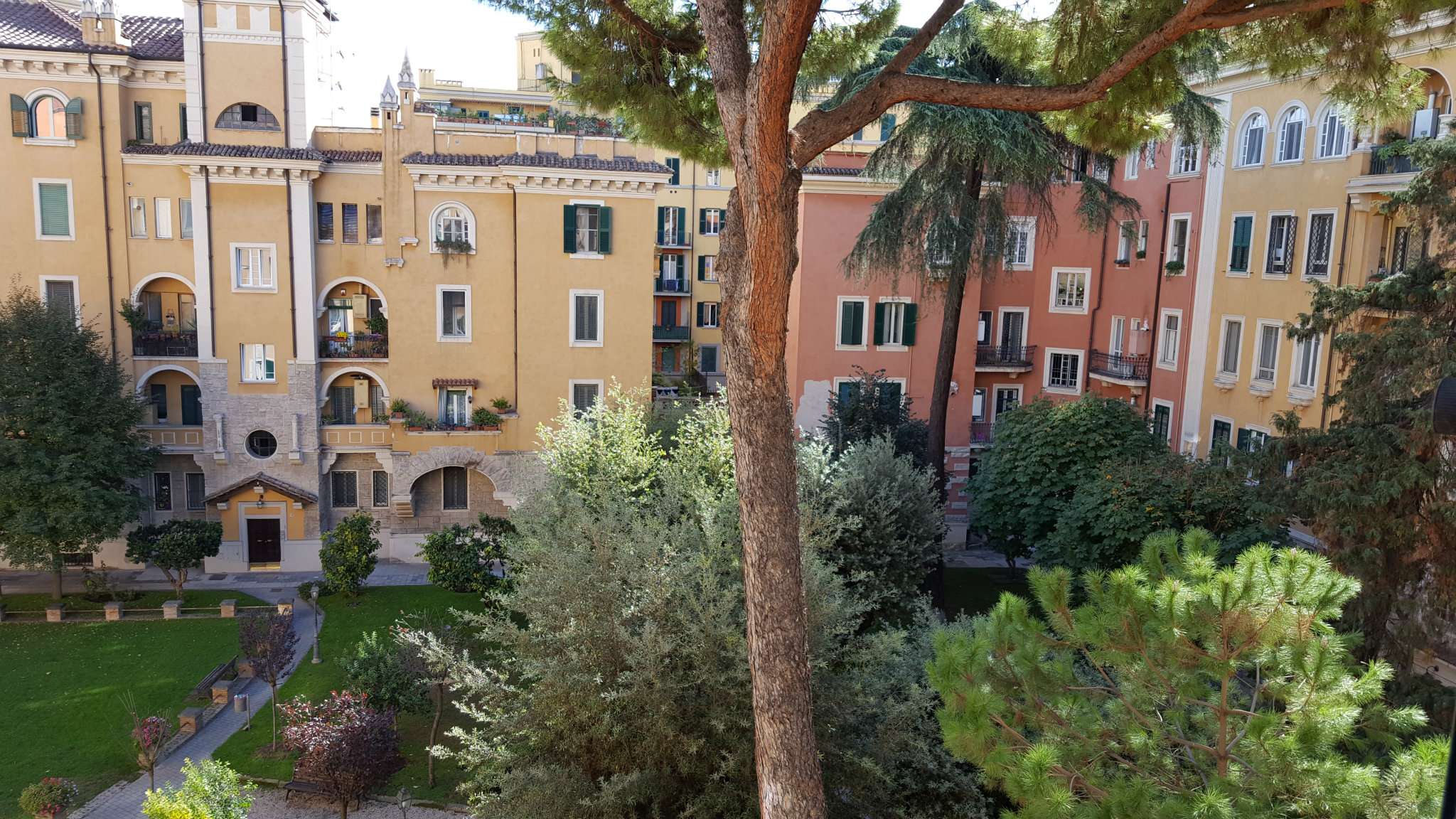 Appartamento ROMA vendita  San giovanni tuscolo Immobiliare Mastroianni Srl