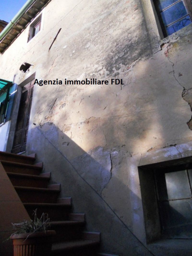  casciana terme lari vendita quart:  agenzia immobiliare fdl